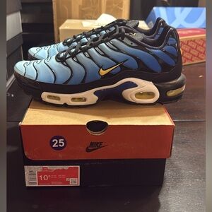 Brand new Air Max Plus Hyper Blue size 10.5 men